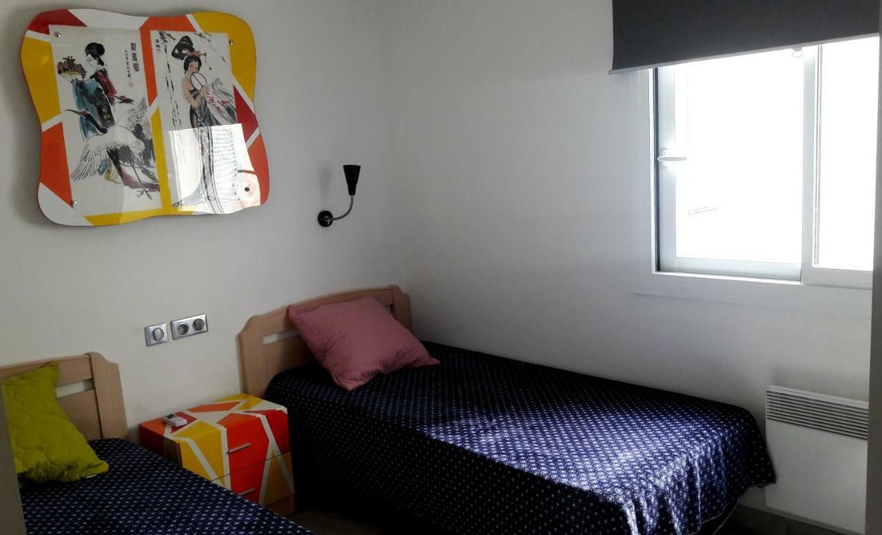 Residencia Platja De Apartment Roses